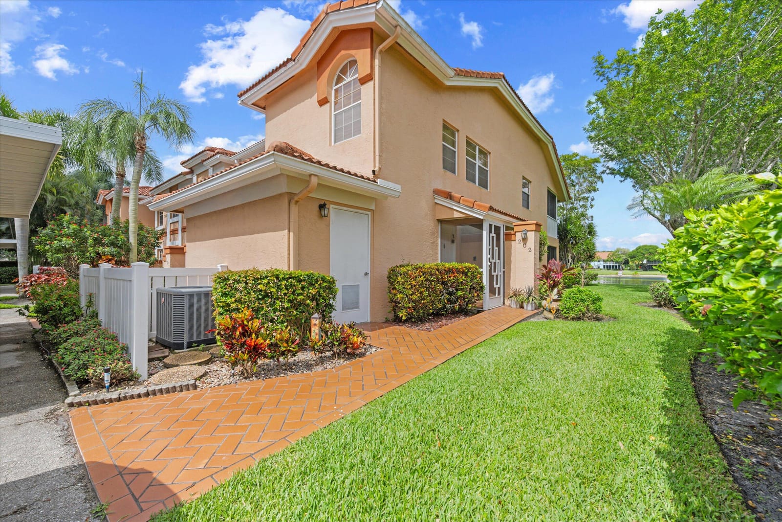 7825 Whispering Palms Drive 202, Boynton Beach, FL 33437 photo 1