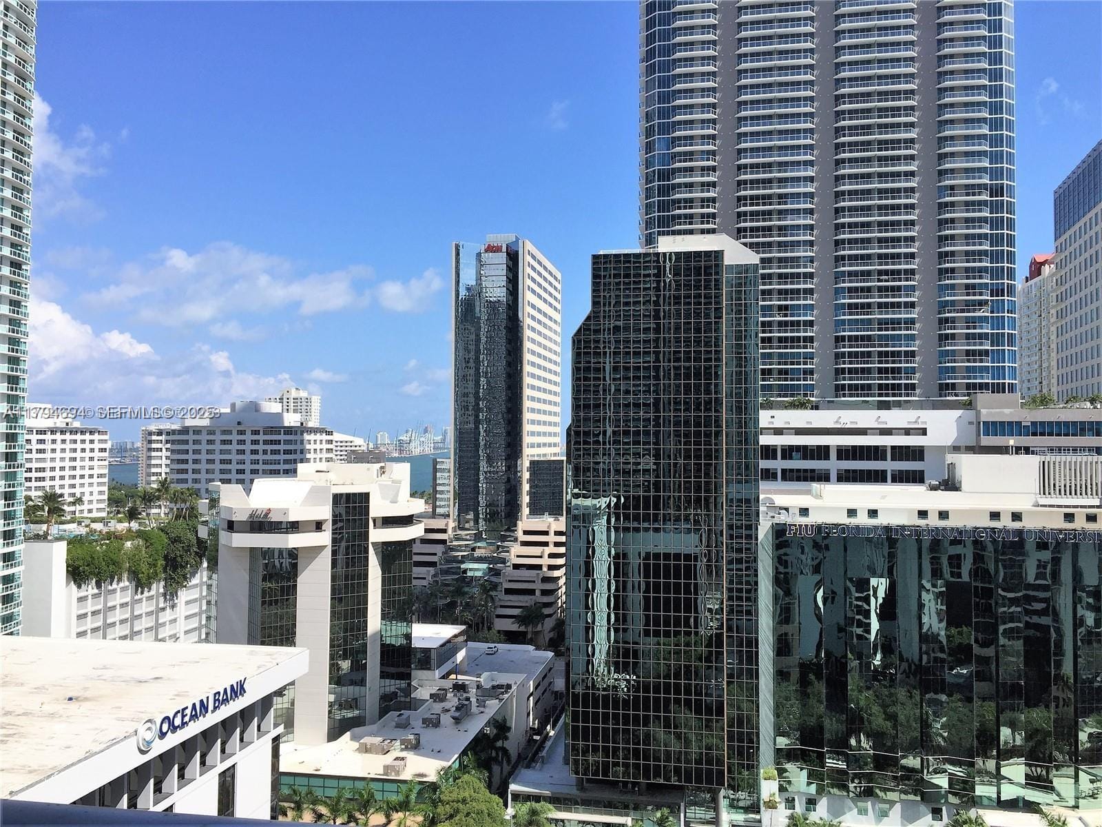1050 Brickell Avenue 1602 — photo 10