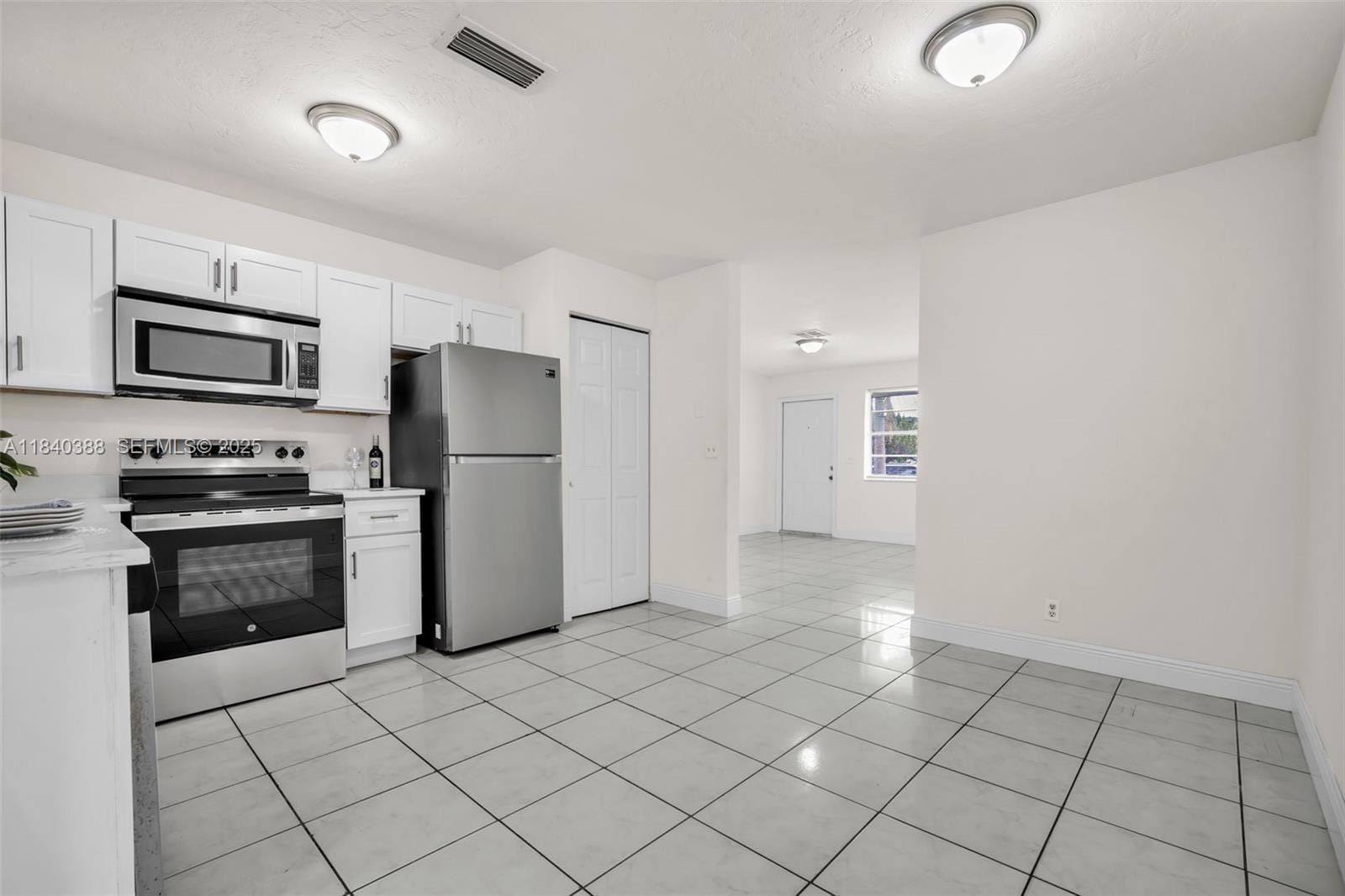451 SW 28th Avenue, Fort Lauderdale, FL 33312 photo 13