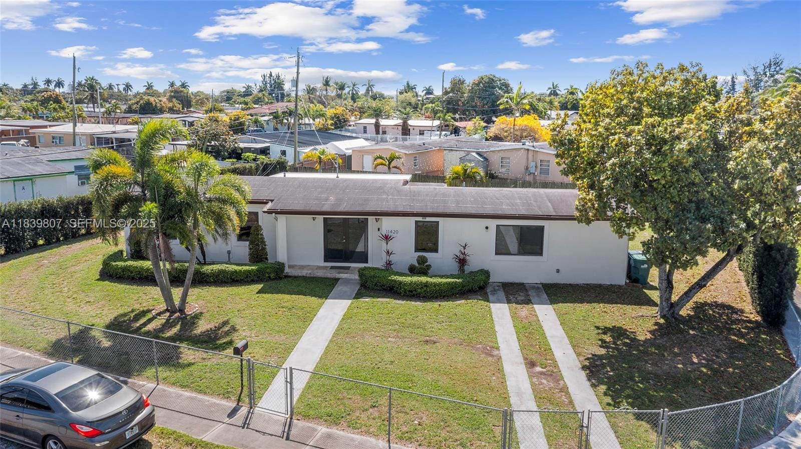 11420 SW 44th Street, Miami, FL 33165