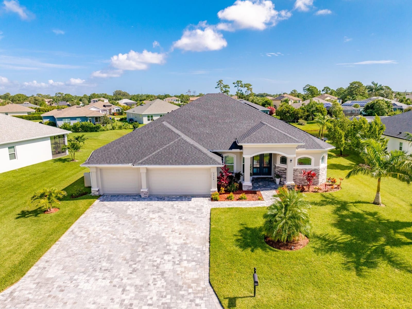 5928 Sequoia Circle, Vero Beach, FL 32967
