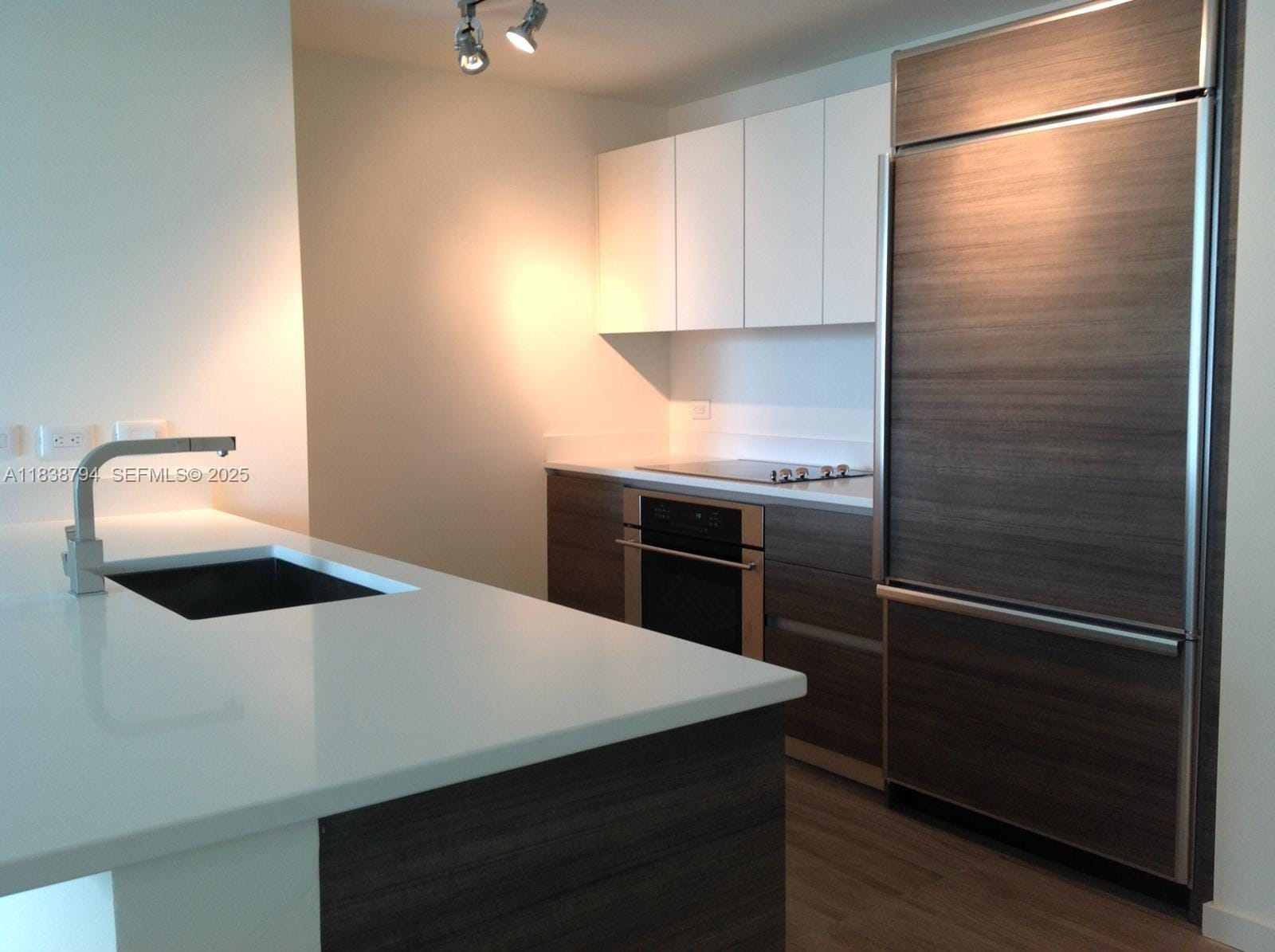 1100 S Miami Avenue 1103, Miami, FL 33130 photo 22