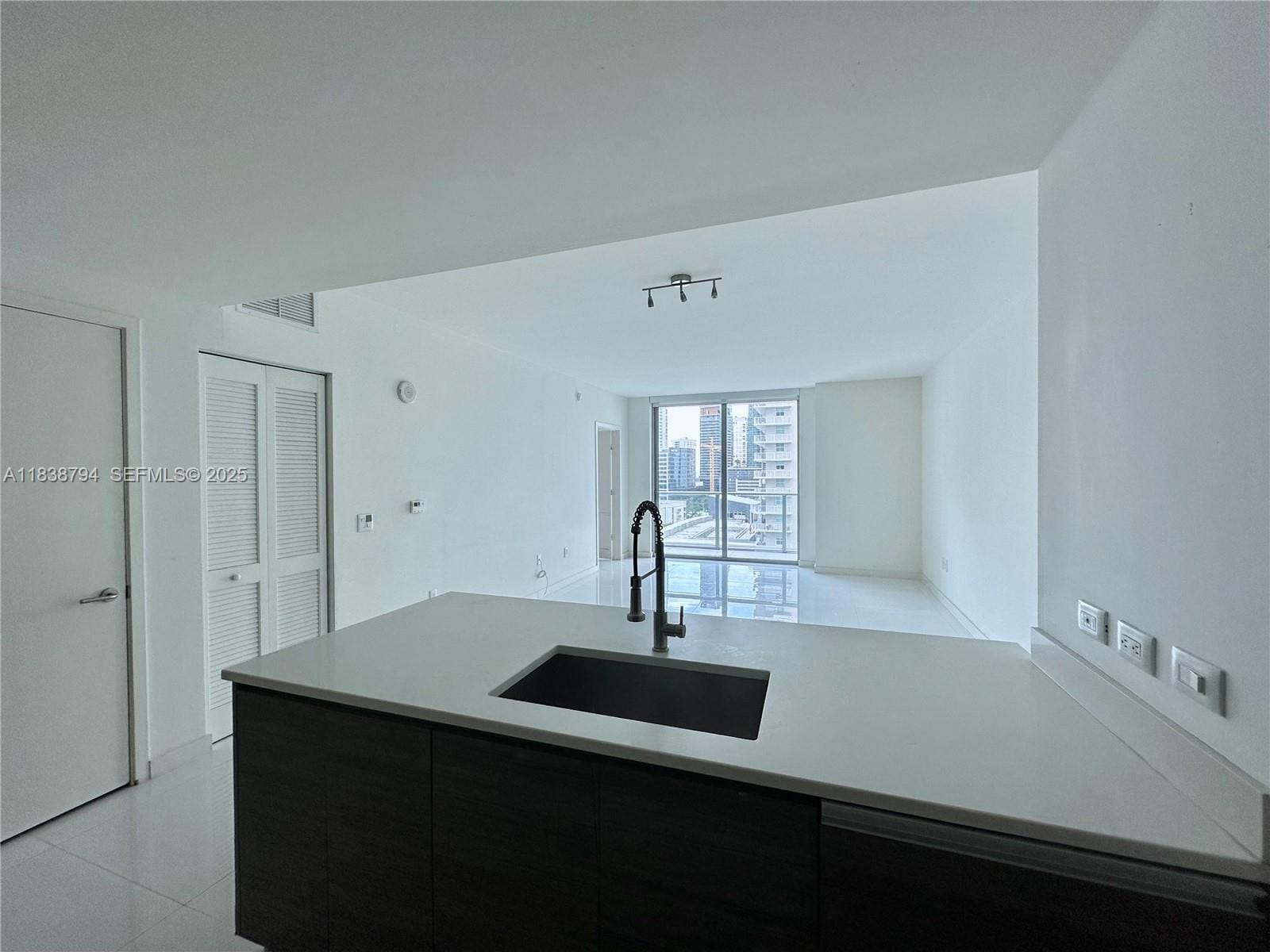 1100 S Miami Avenue 1103, Miami, FL 33130 photo 23