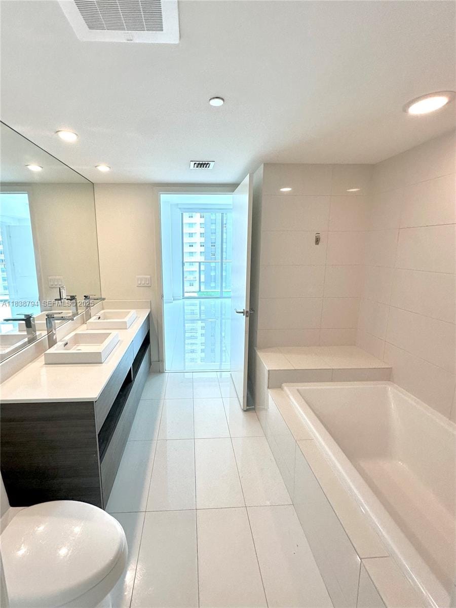 1100 S Miami Avenue 1103, Miami, FL 33130 photo 29
