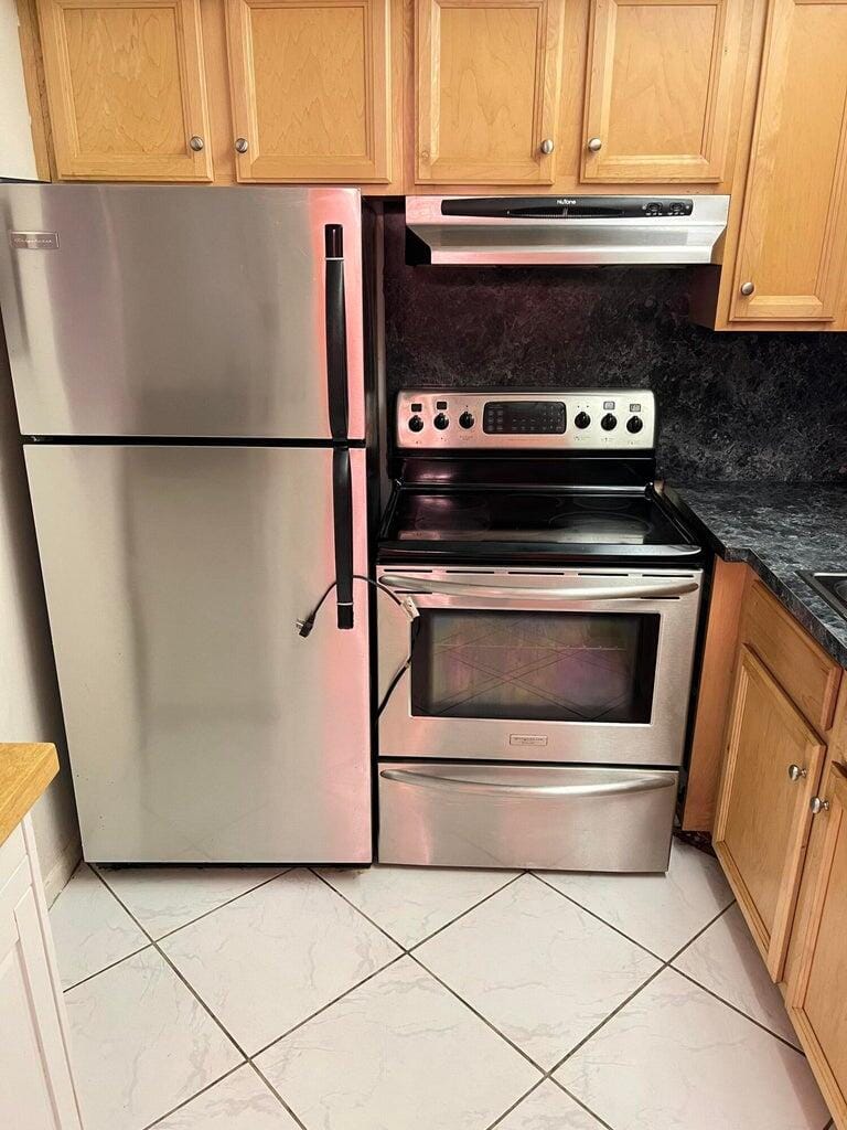 119 Camden F — photo 4