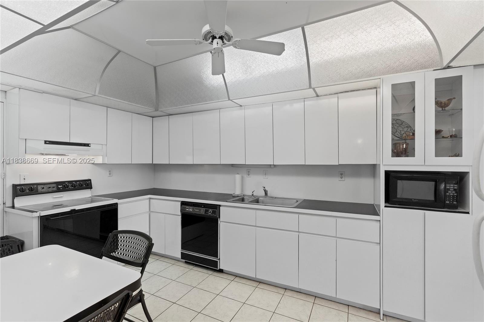 5001 Collins Avenue 4G, Miami Beach, FL 33140 photo 15