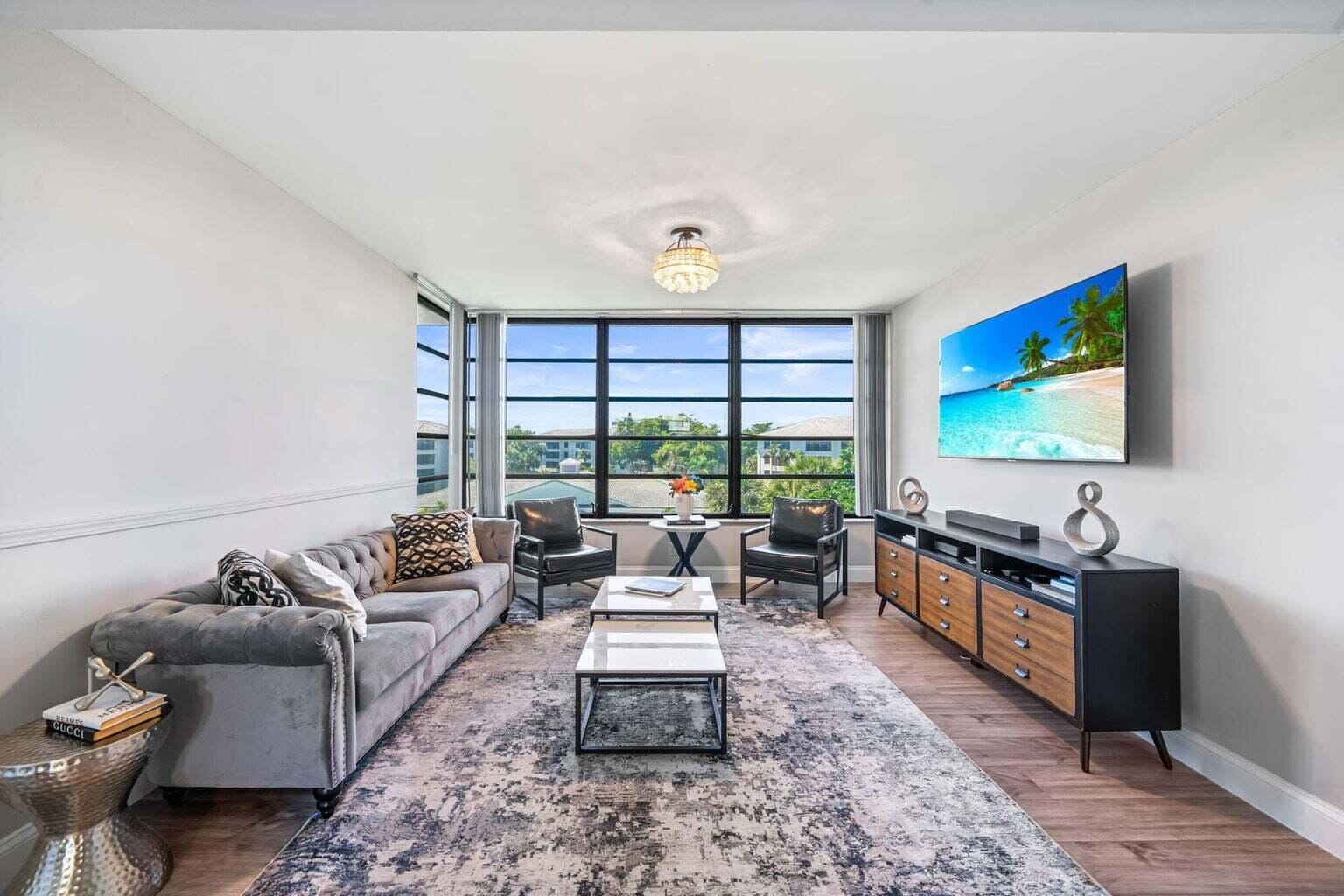 3716 Whitehall Drive 405, West Palm Beach, FL 33401 photo 7