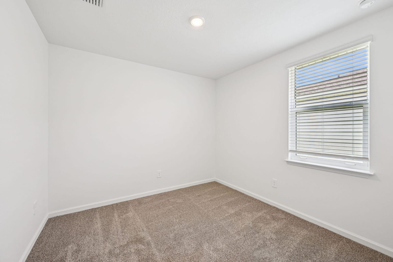 5438 Hampton Park Circle, Vero Beach, FL 32966 photo 16