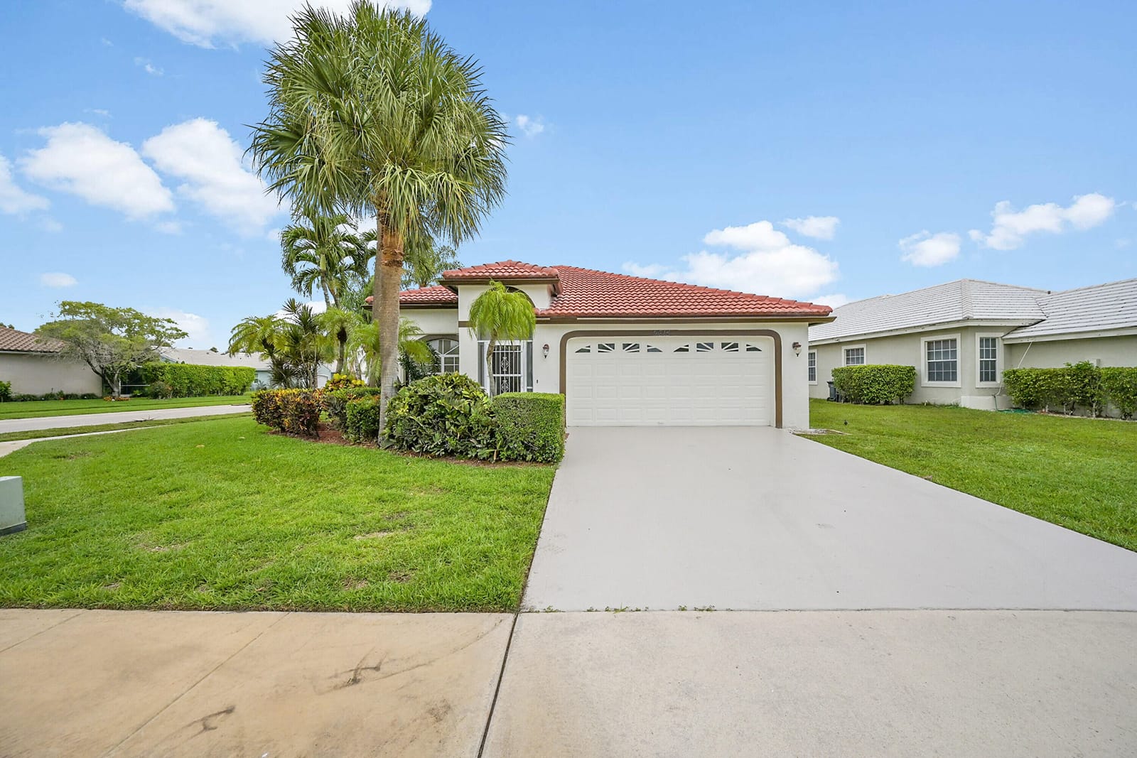 2615 Country Golf Drive, Wellington, FL 33414