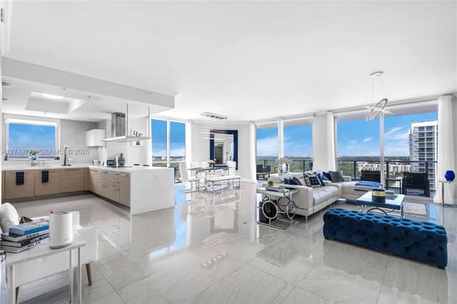 17111 Biscayne Boulevard 2001, North Miami Beach, FL 33160