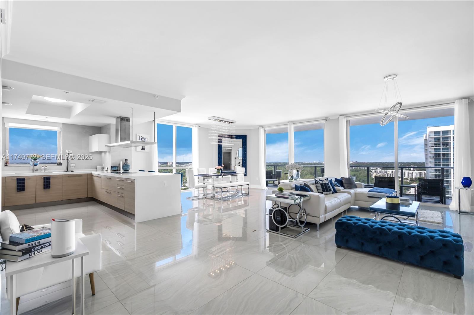 17111 Biscayne Boulevard 2001, North Miami Beach, FL 33160, North Miami Beach