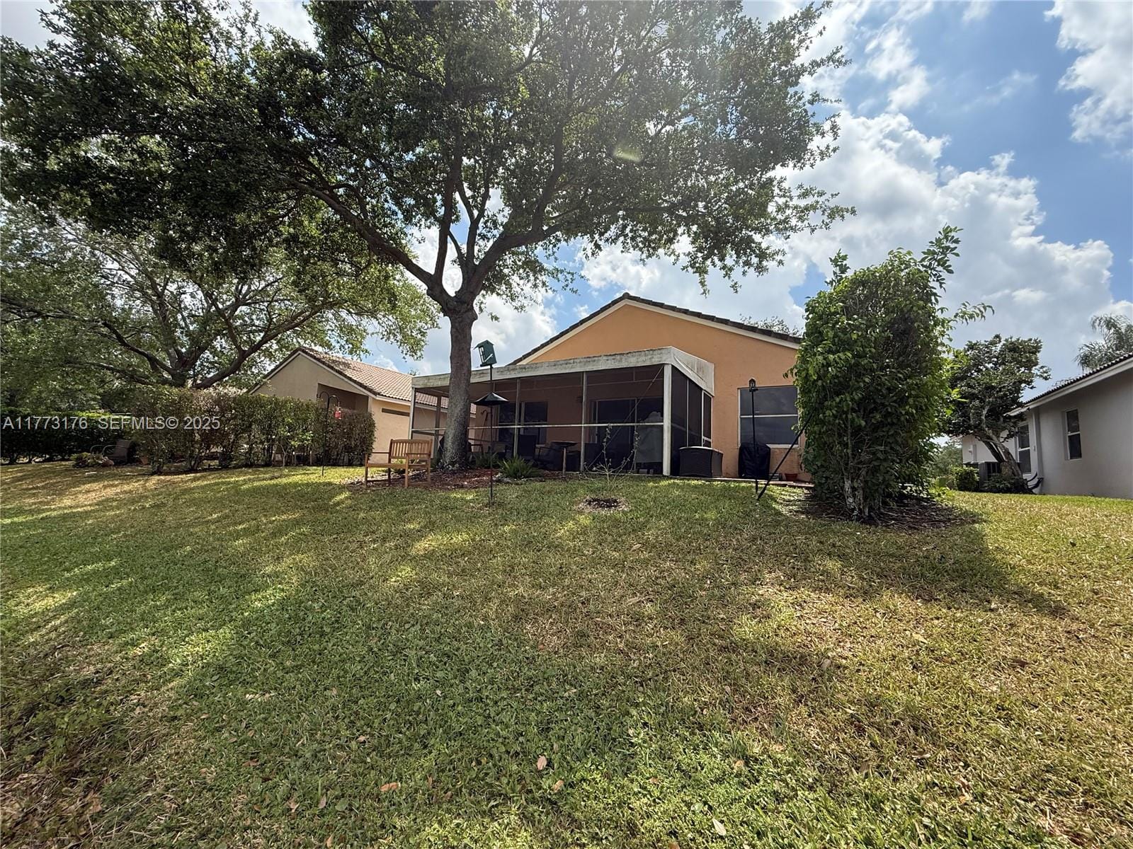 11781 SW 7th Street, Pembroke Pines, FL 33025 photo 4