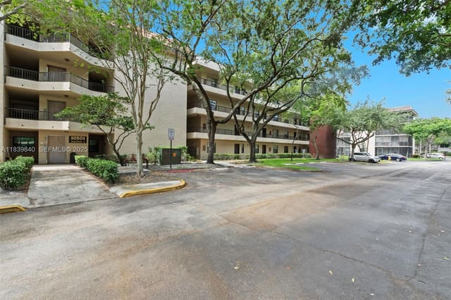 10501 W Broward Boulevard 407, Plantation, FL 33324