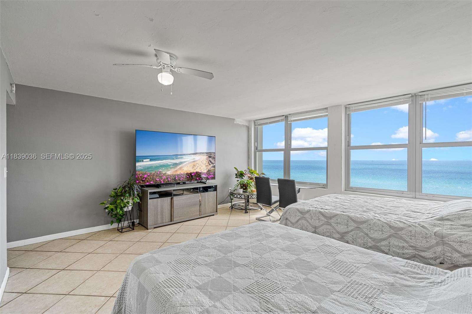 2899 Collins Avenue 931, Miami Beach, FL 33140 photo 1