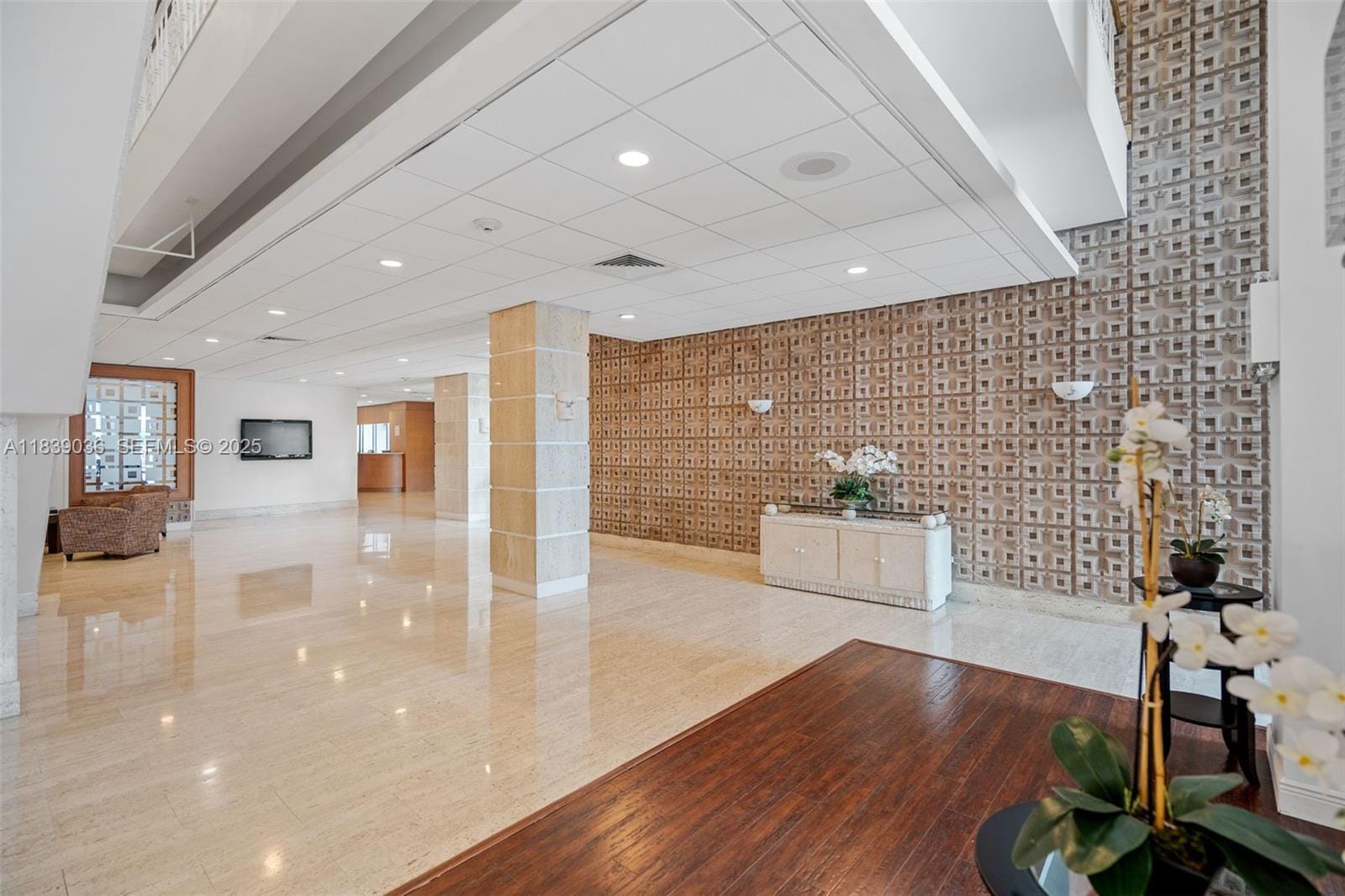 2899 Collins Avenue 931, Miami Beach, FL 33140 photo 20