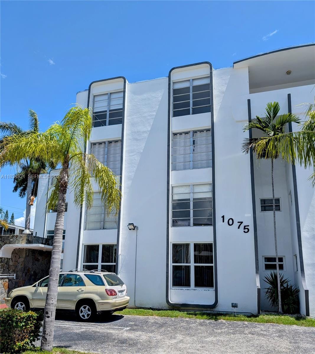 1075 93rd Street 401, Bay Harbor Islands, FL 33154 photo 2