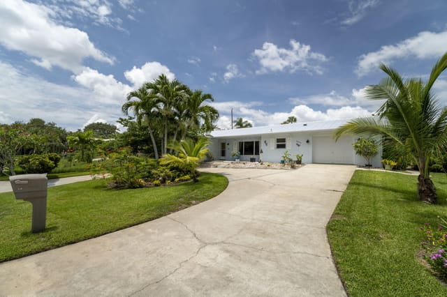 1906 NE Media Avenue, sold in South Jensen Heights, Jensen Beach, FL