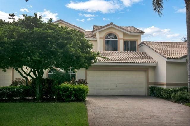 676 W Palm Aire Drive — photo 2