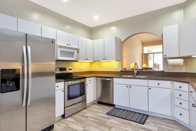 676 W Palm Aire Drive — photo 10