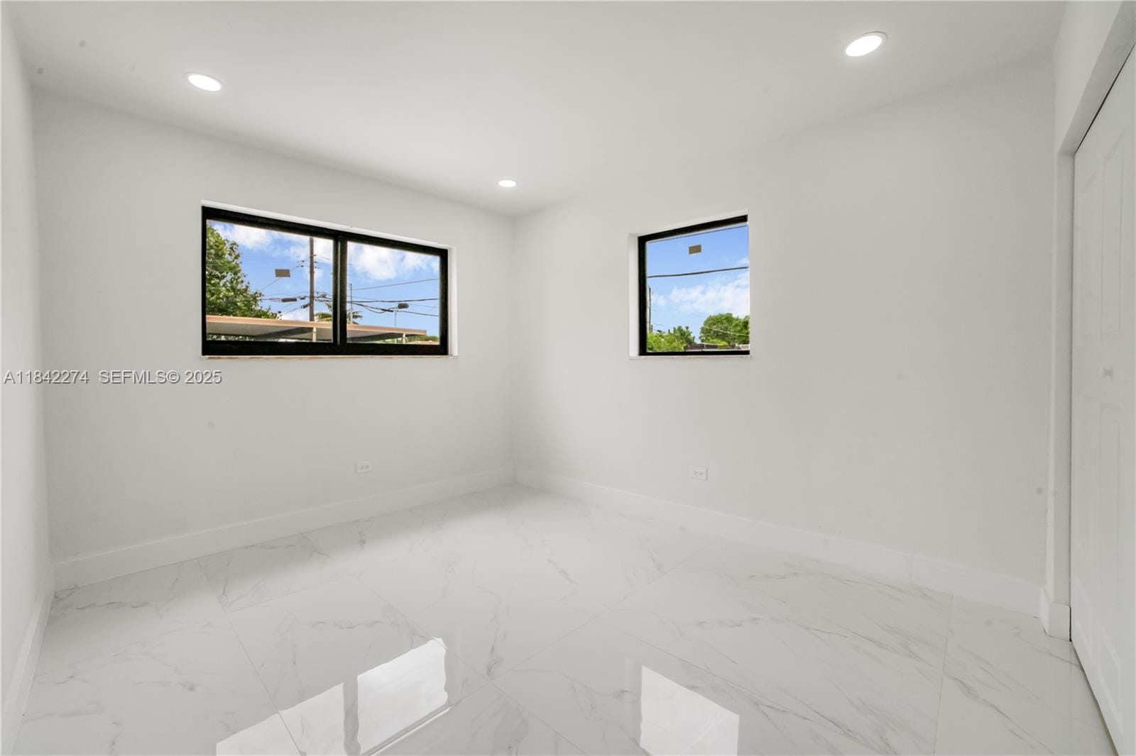 301 W 30th Street, Hialeah, FL 33012 photo 18
