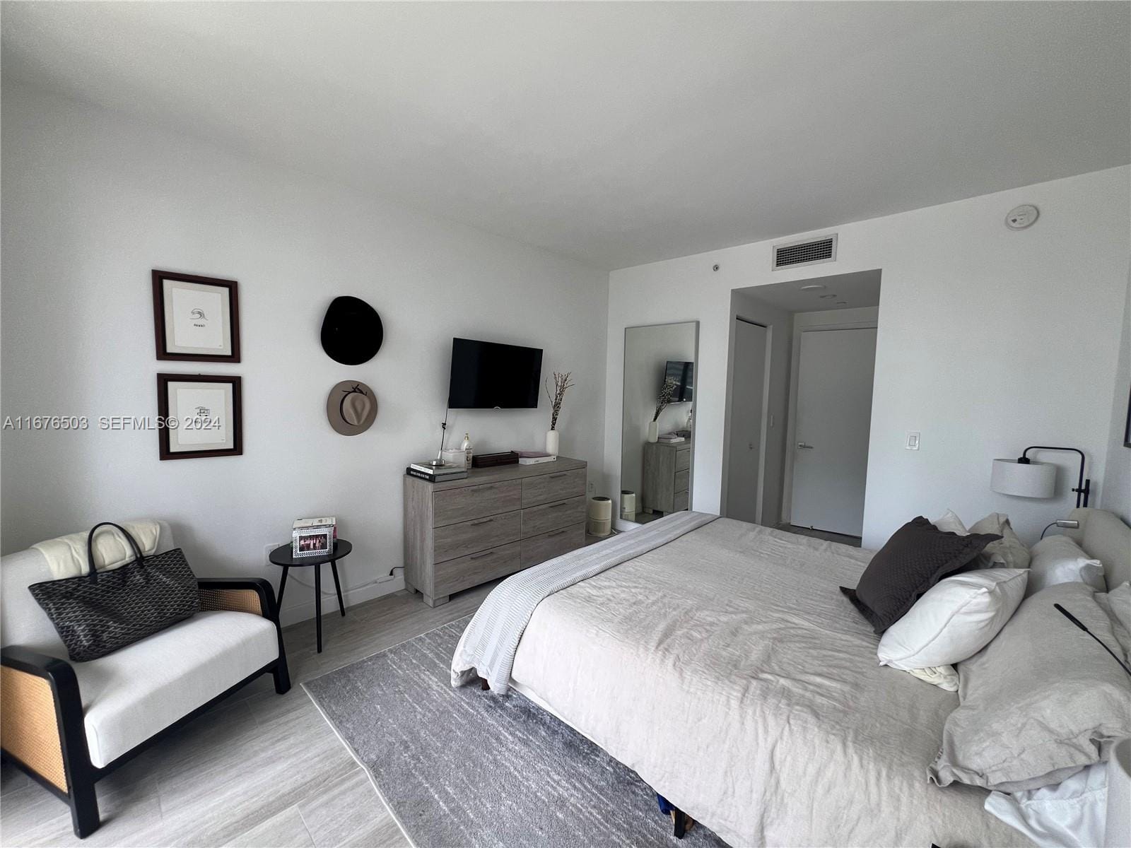 55 SW 9th Street 1604, Miami, FL 33130 photo 5