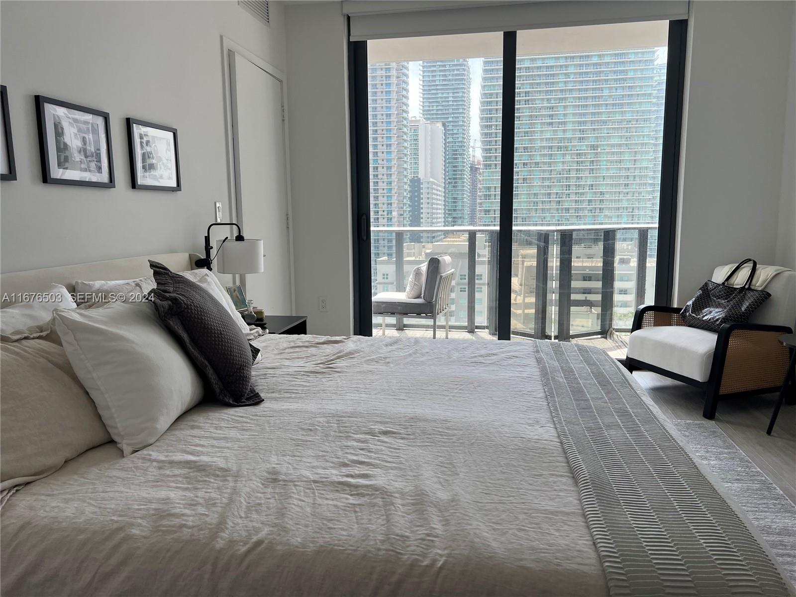 55 SW 9th Street 1604, Miami, FL 33130, Miami