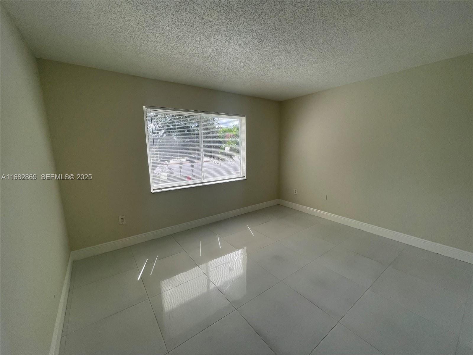 4255 N University Drive 201 — photo 7