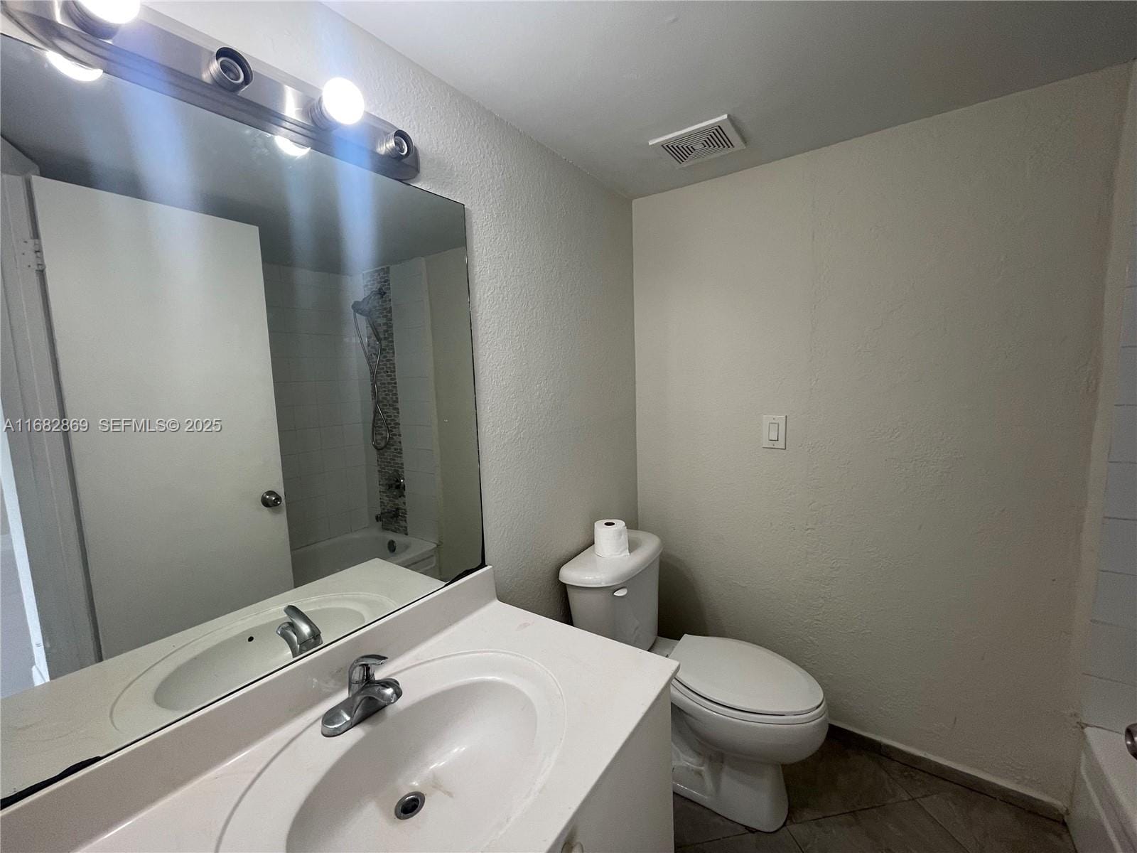 4255 N University Drive 201 — photo 8