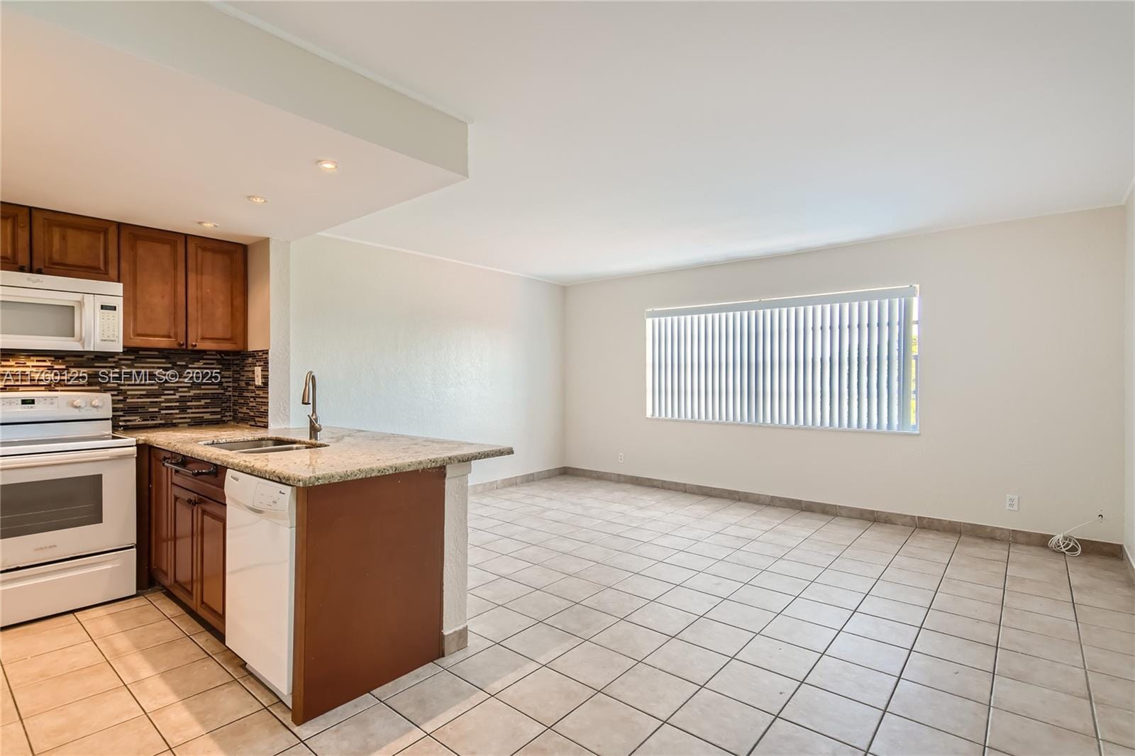 1855 Plunkett Street 406 — photo 4