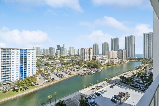 500 Bayview Drive 1419, sold in Arlen House West Condo, Sunny Isles Beach, FL