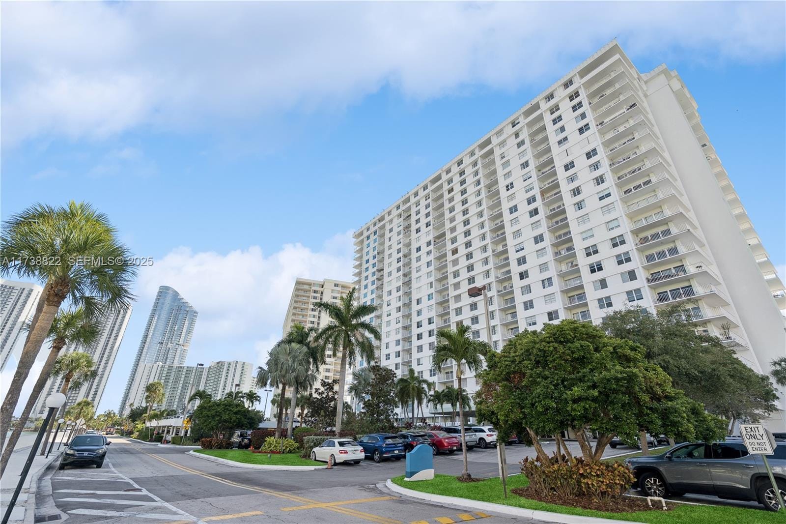 500 Bayview Drive 1419, Sunny Isles Beach, FL 33160 photo 15
