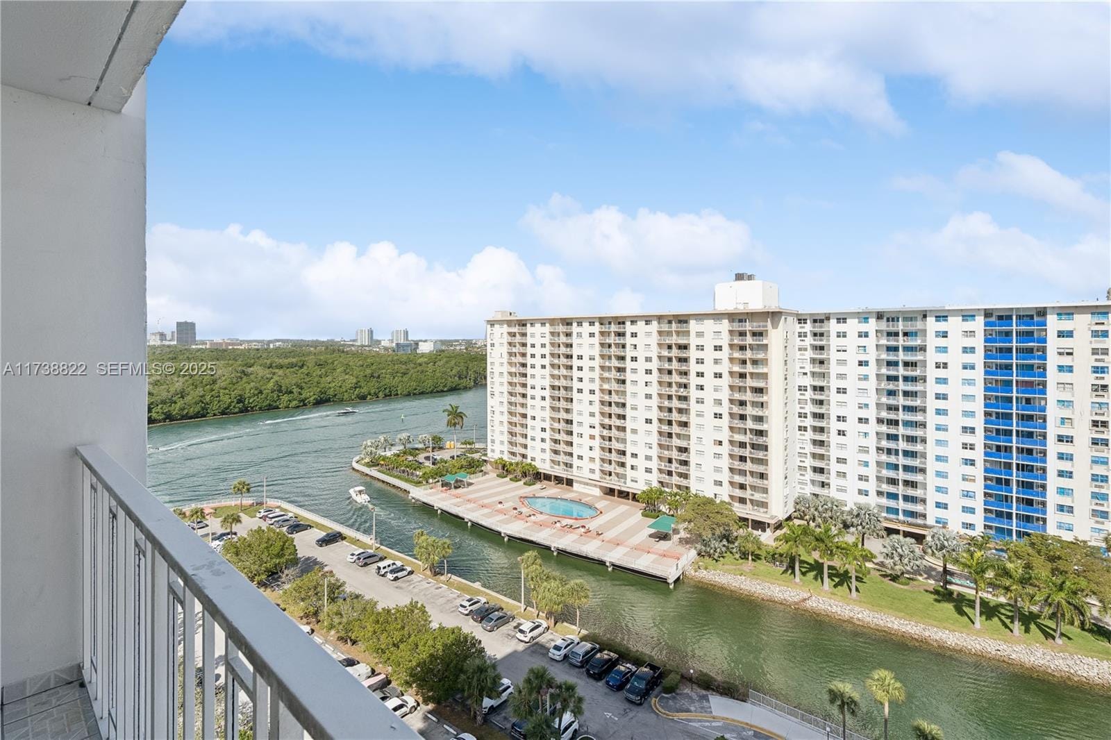 500 Bayview Drive 1419, Sunny Isles Beach, FL 33160 photo 17