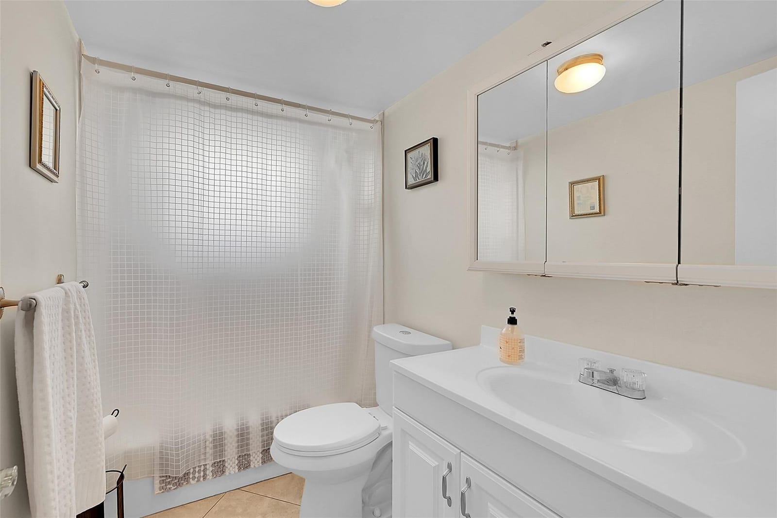 4000 NW 44th Avenue 401, Lauderdale Lakes, FL 33319 photo 26