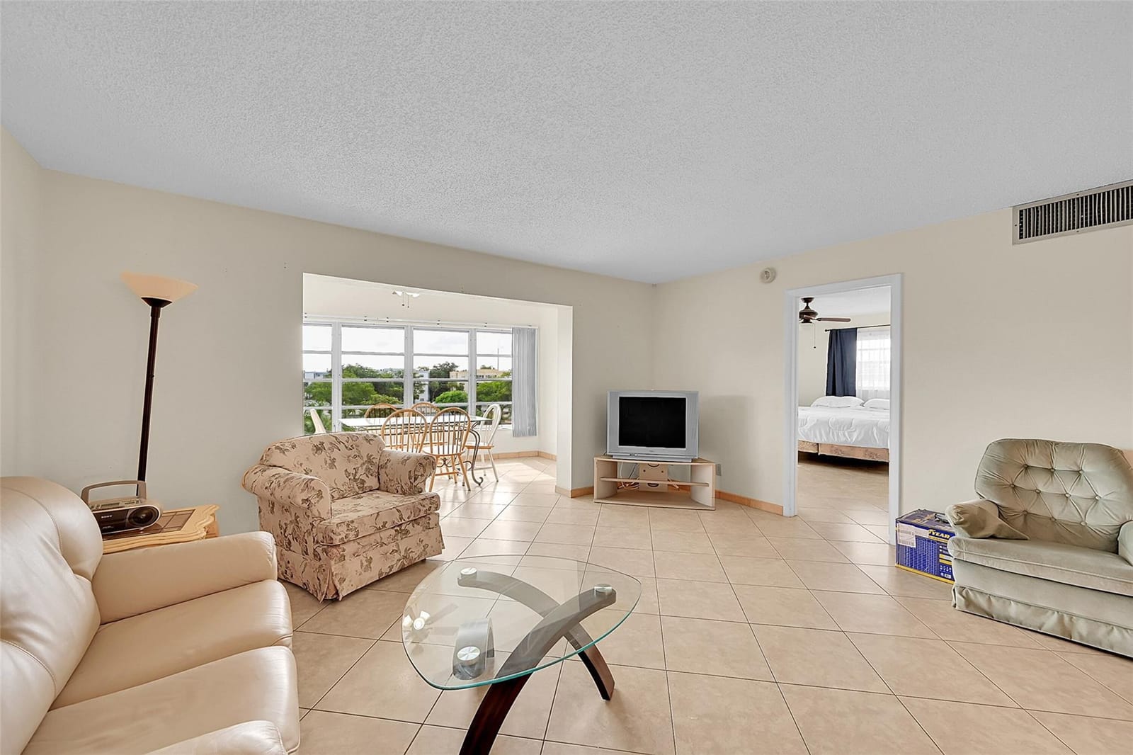 4000 NW 44th Avenue 401 — photo 10