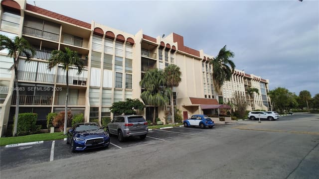 2101 Atlantic Shores Boulevard 415, Desoto Park North, Hallandale Beach, FL