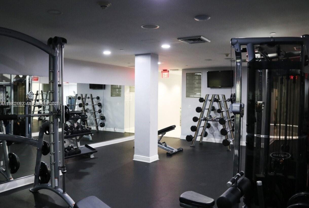 1250 S Miami Avenue 2006, Miami, FL 33130 photo 21