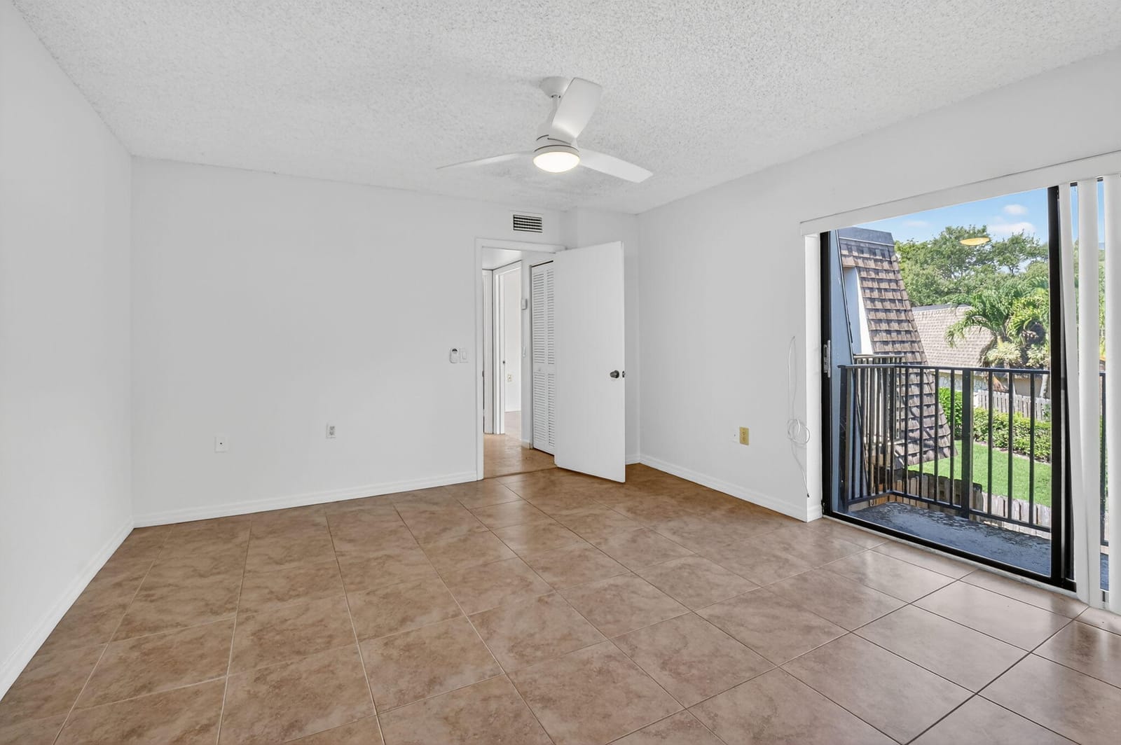2907 SW 22nd Circle 39d, Delray Beach, FL 33445 photo 19