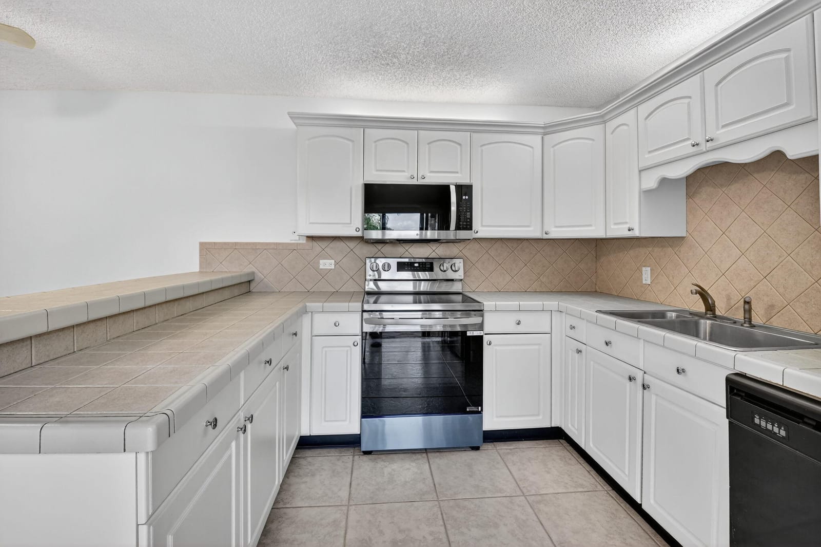 2907 SW 22nd Circle 39d, Delray Beach, FL 33445 photo 4