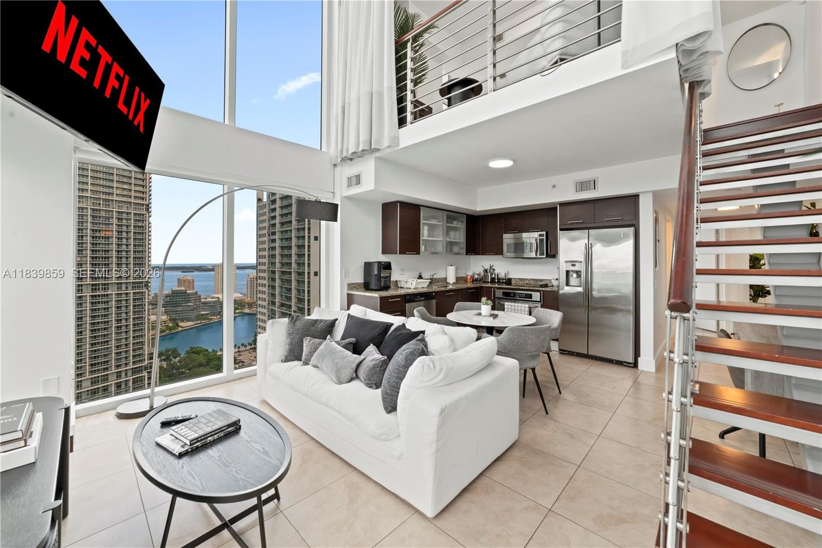 41 SE 5th Street 1901, Miami, FL 33131 photo 15