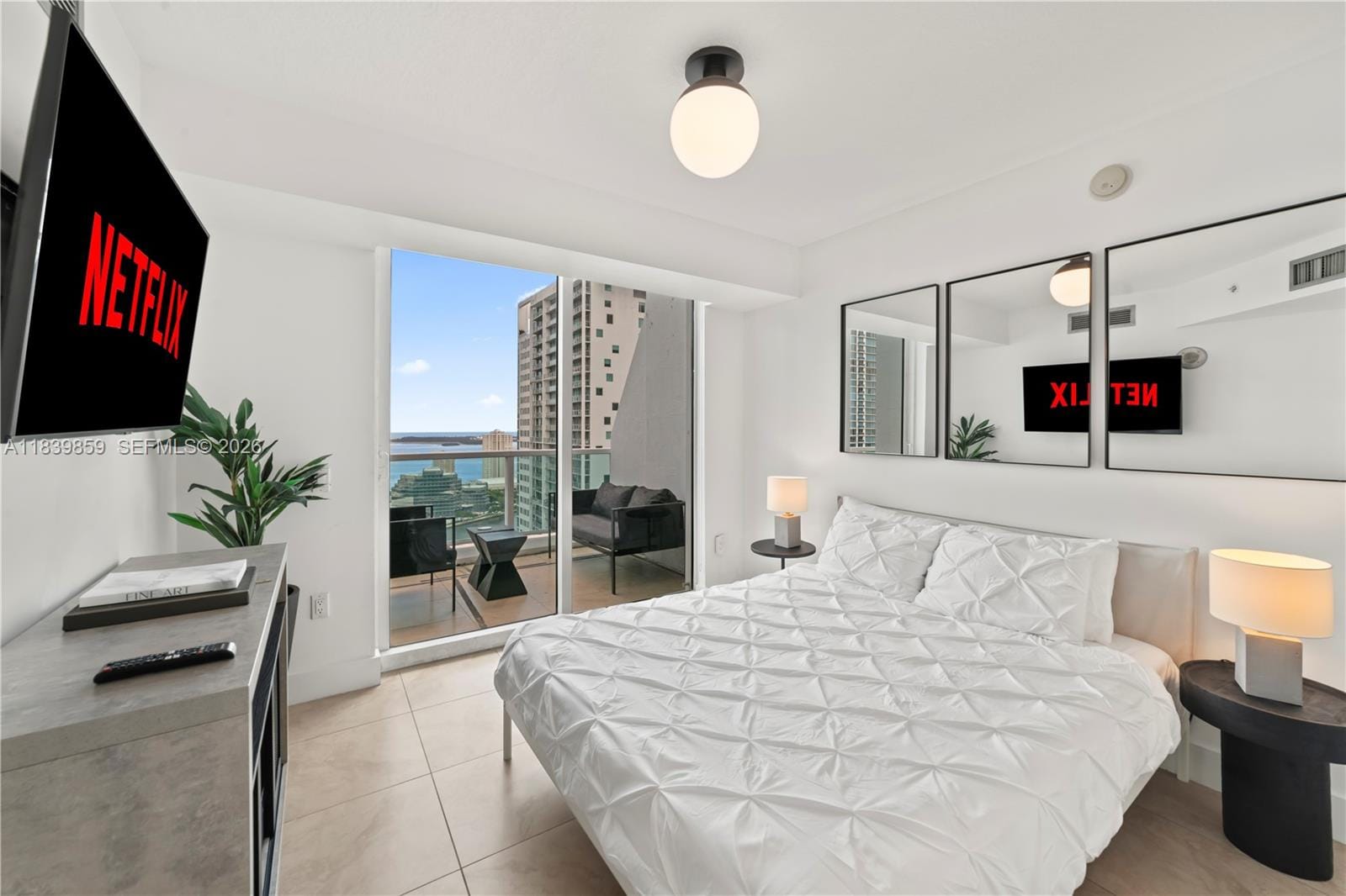 41 SE 5th Street 1901, Miami, FL 33131 photo 21