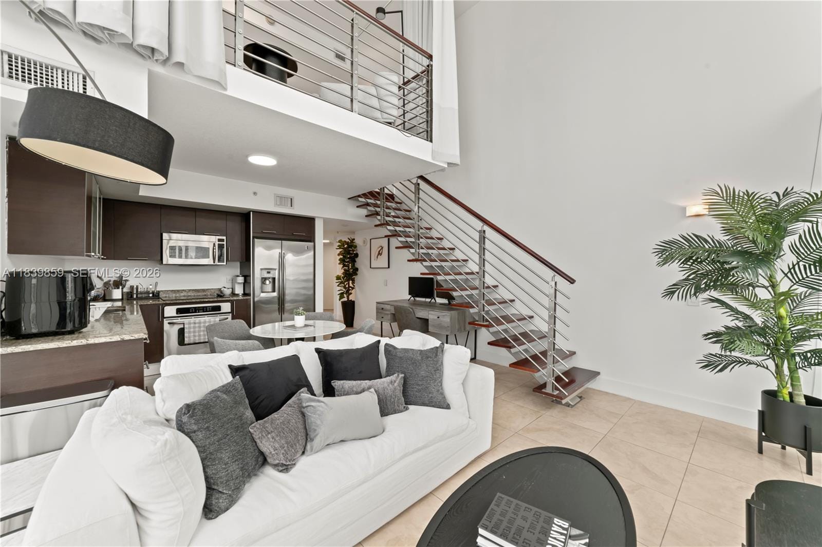 41 SE 5th Street 1901, Miami, FL 33131 photo 8