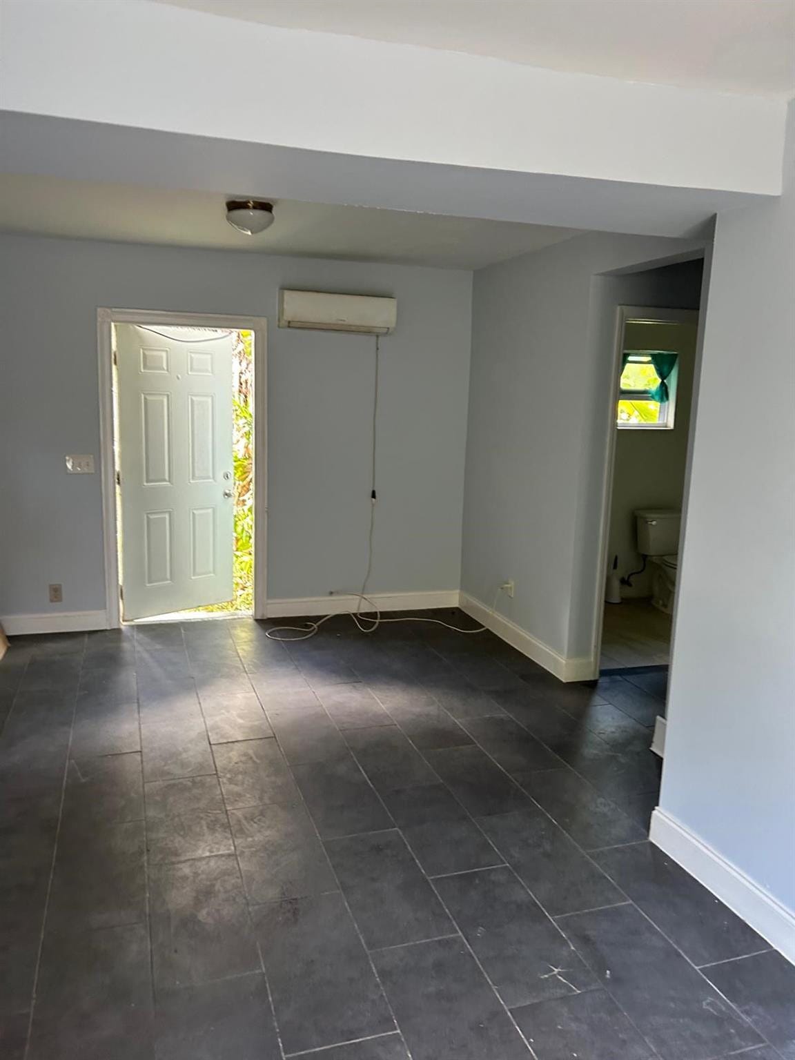 2739 Lincoln Street — photo 7