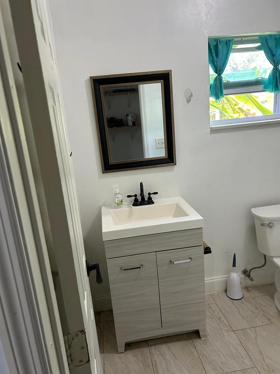 2739 Lincoln Street — photo 10
