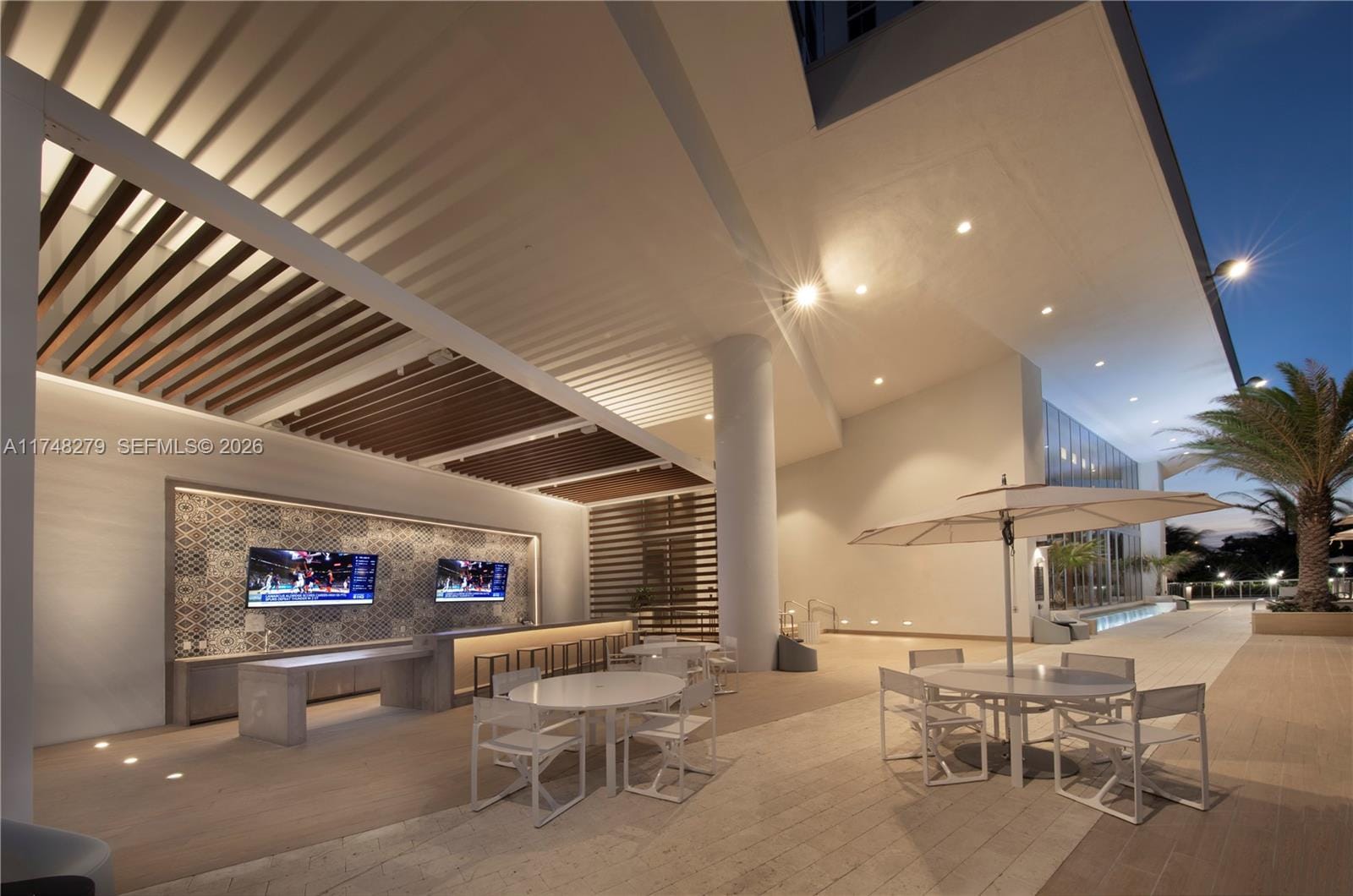 16385 Biscayne Boulevard 1221, North Miami Beach, FL 33160 photo 15