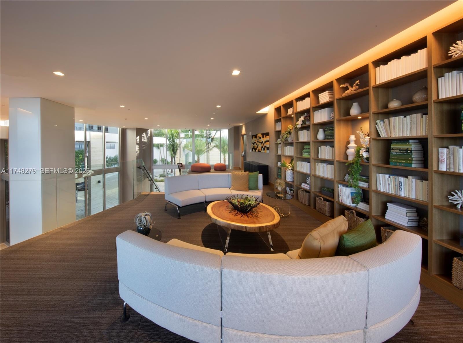 16385 Biscayne Boulevard 1221 — photo 4