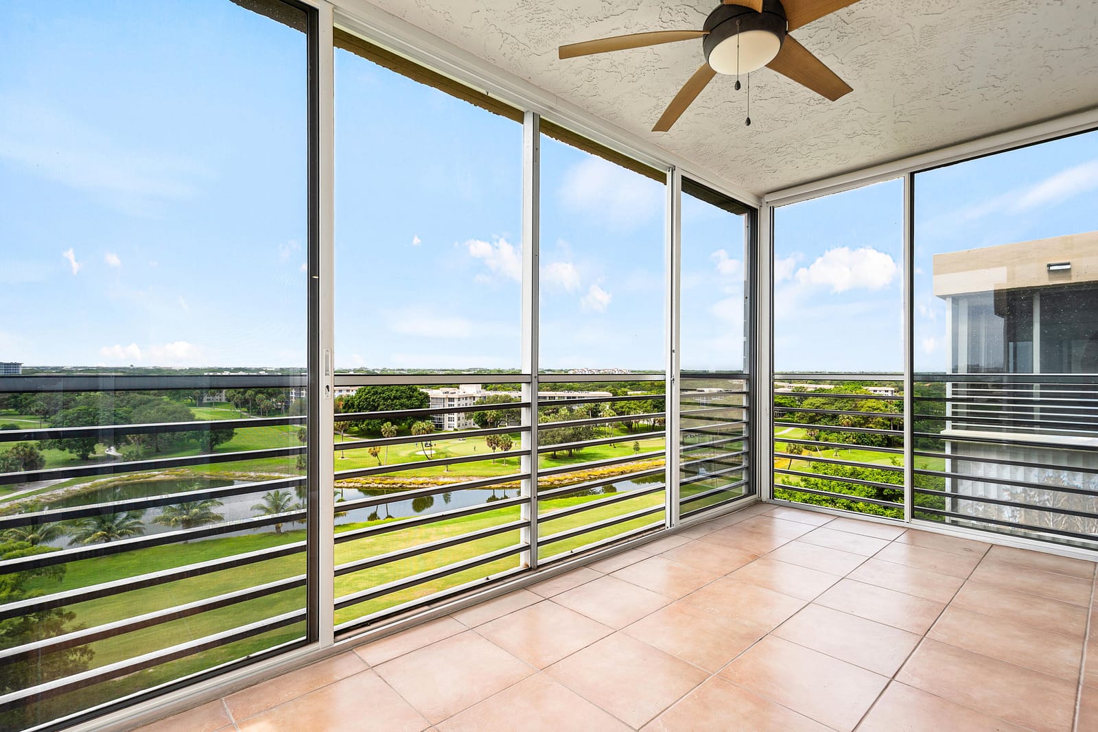 3520 Oaks Way 1004 — photo 12