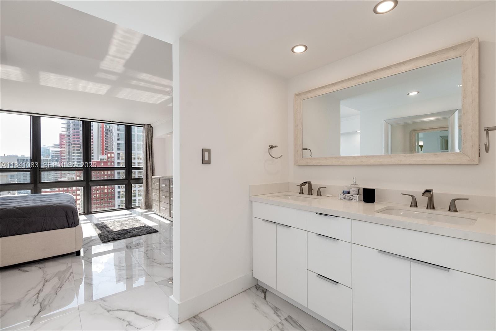 1450 Brickell Bay Drive 1707, Miami, FL 33131 photo 11