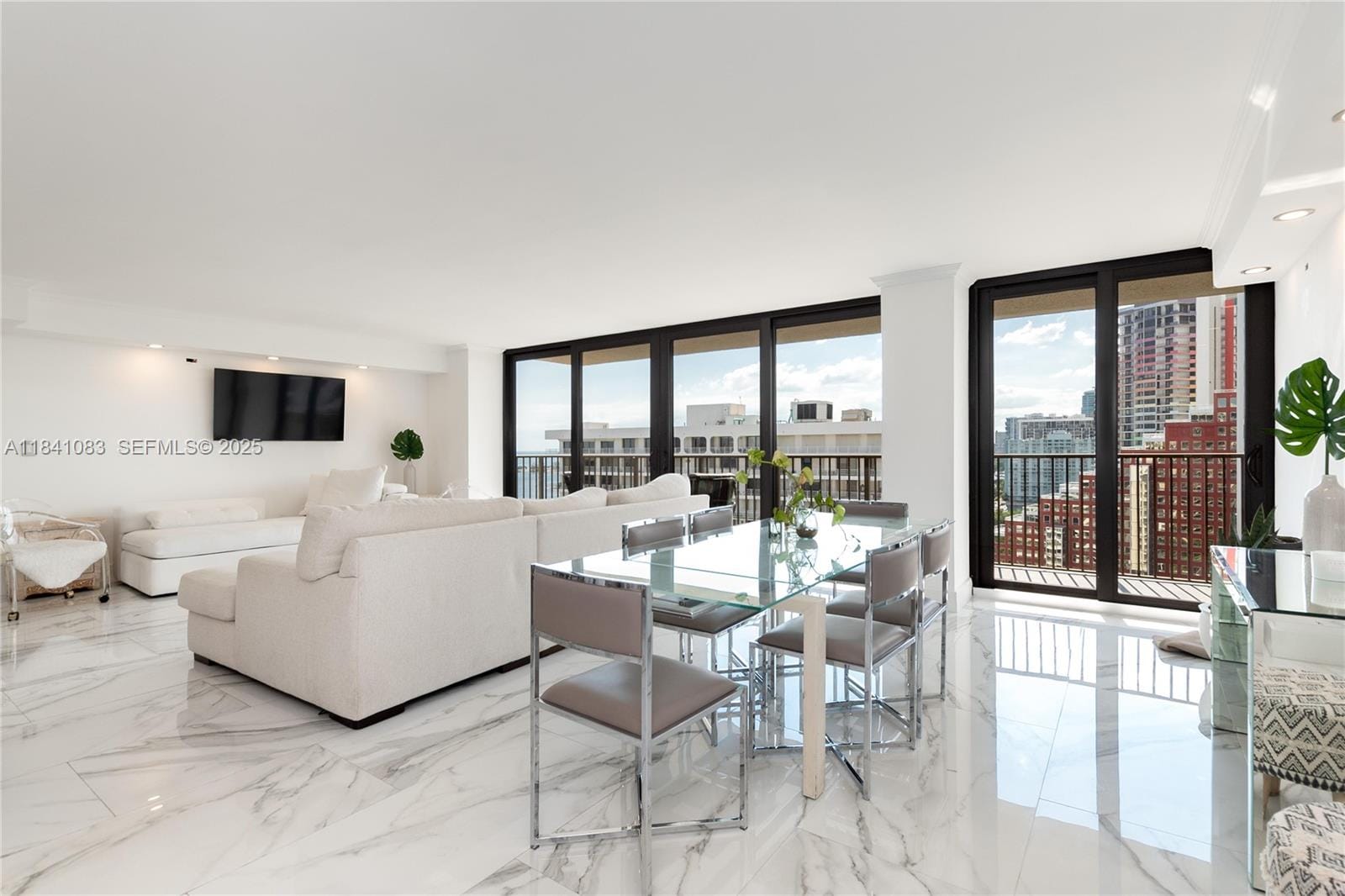 1450 Brickell Bay Drive 1707, Miami, FL 33131 photo 8