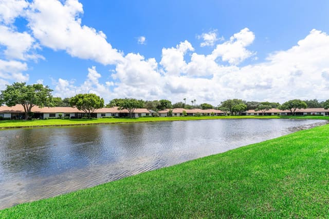 8196 Whispering Palm Drive E, sold in Whisper Walk Sec D Condo, Boca Raton, FL