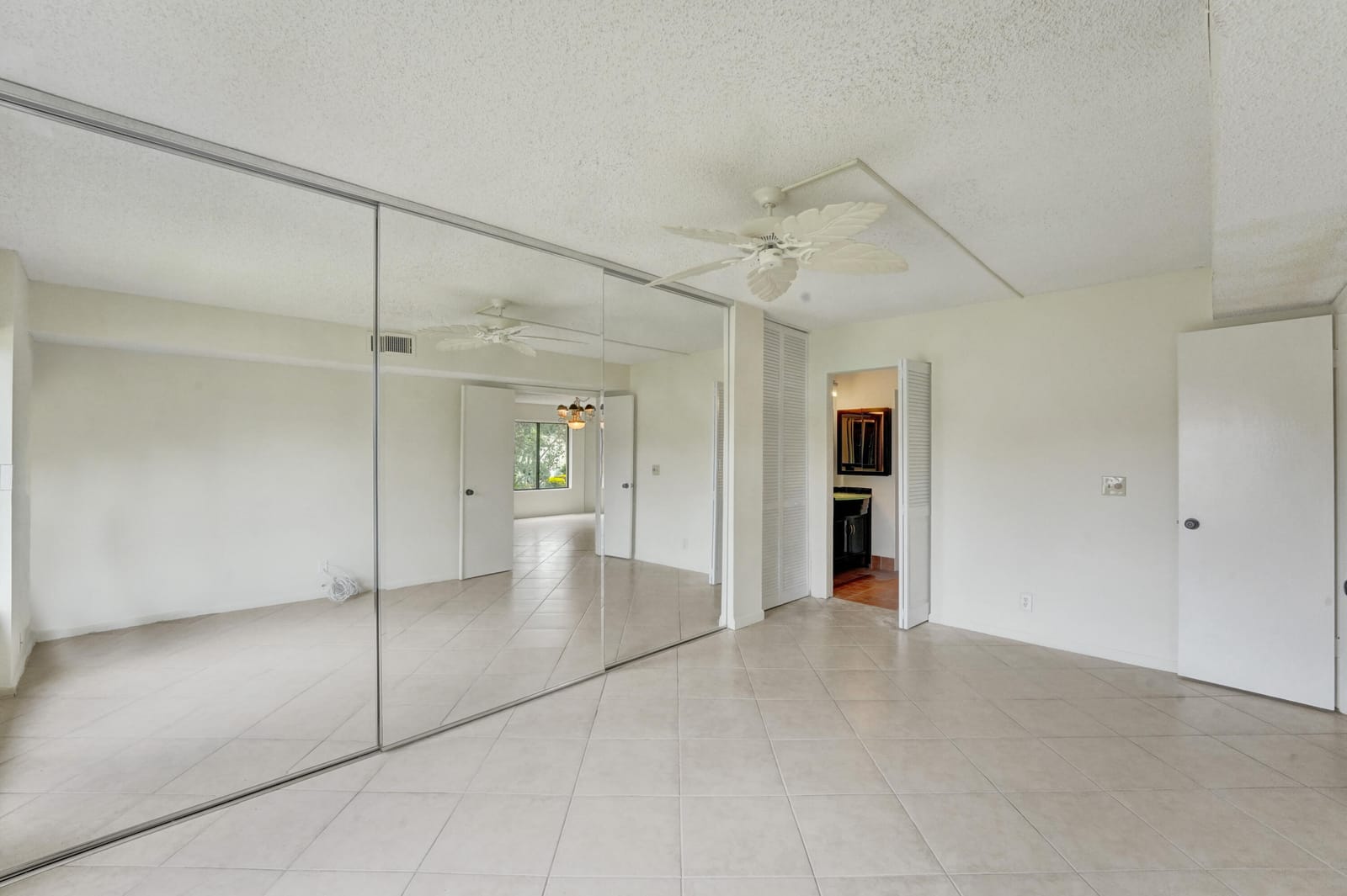5306 Cedar Lake Drive 201, Boynton Beach, FL 33437 photo 19